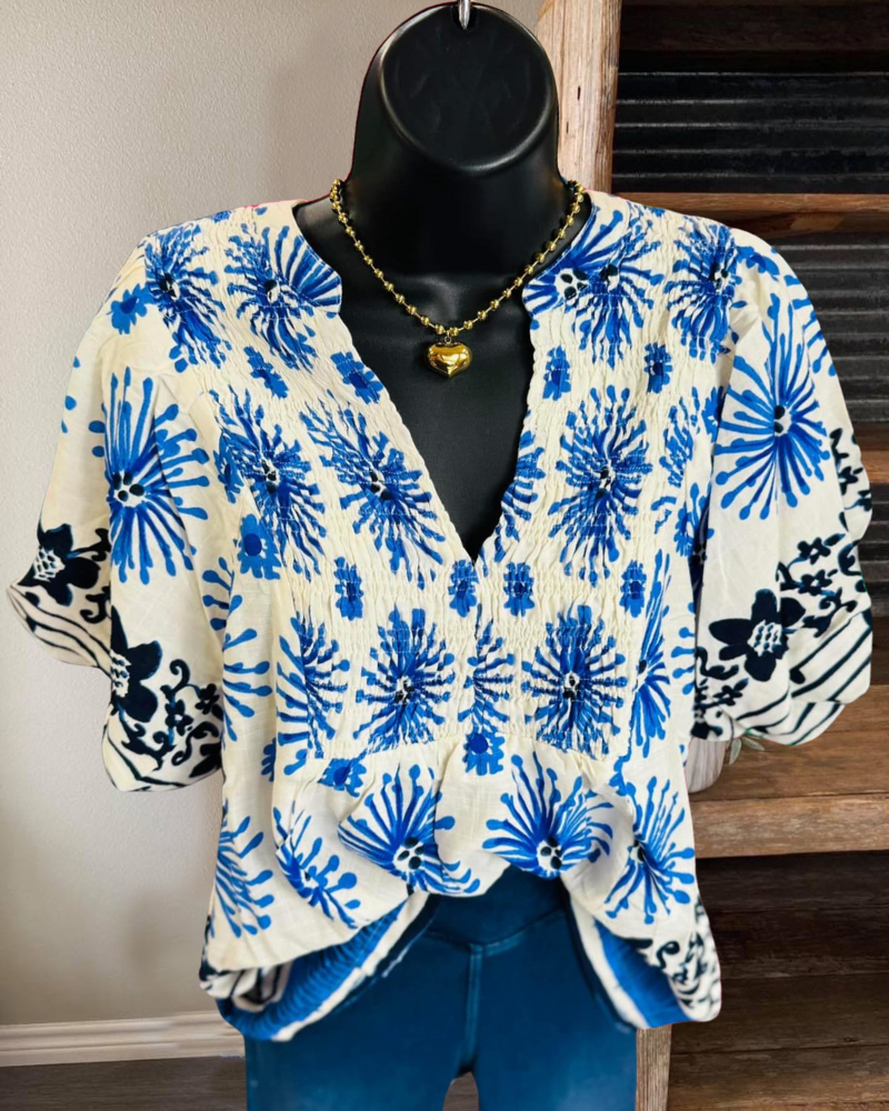 Blooming Floral Pleated Top