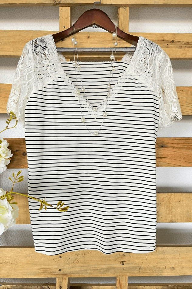 Lace Striped Panel T-shirt