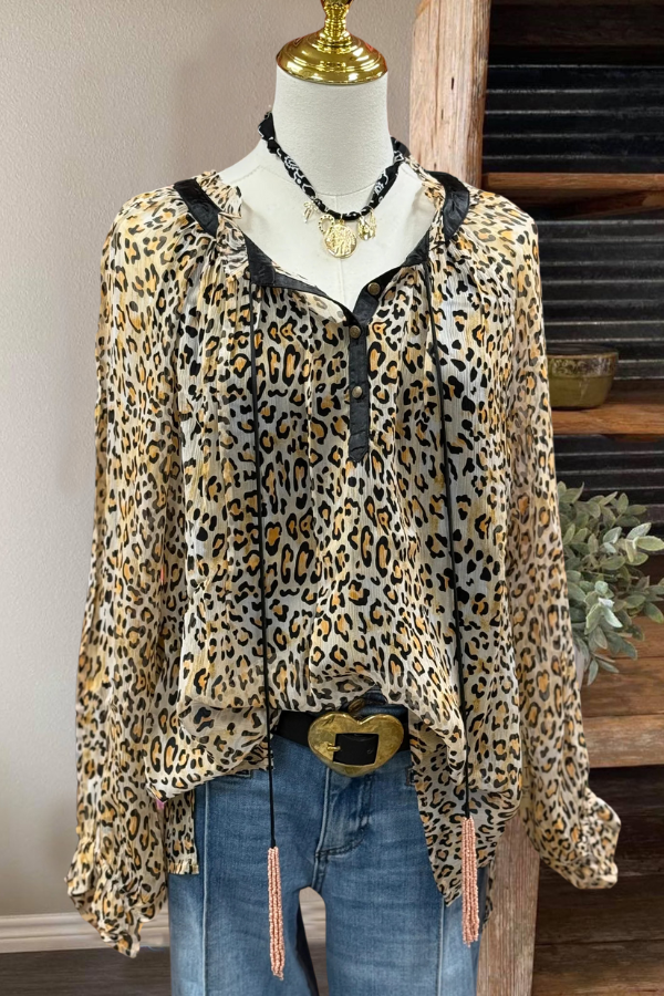 Loose Fit Leopard Print Blouse