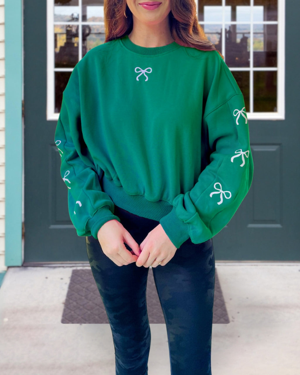 Bowknot Playful Sweatshirt