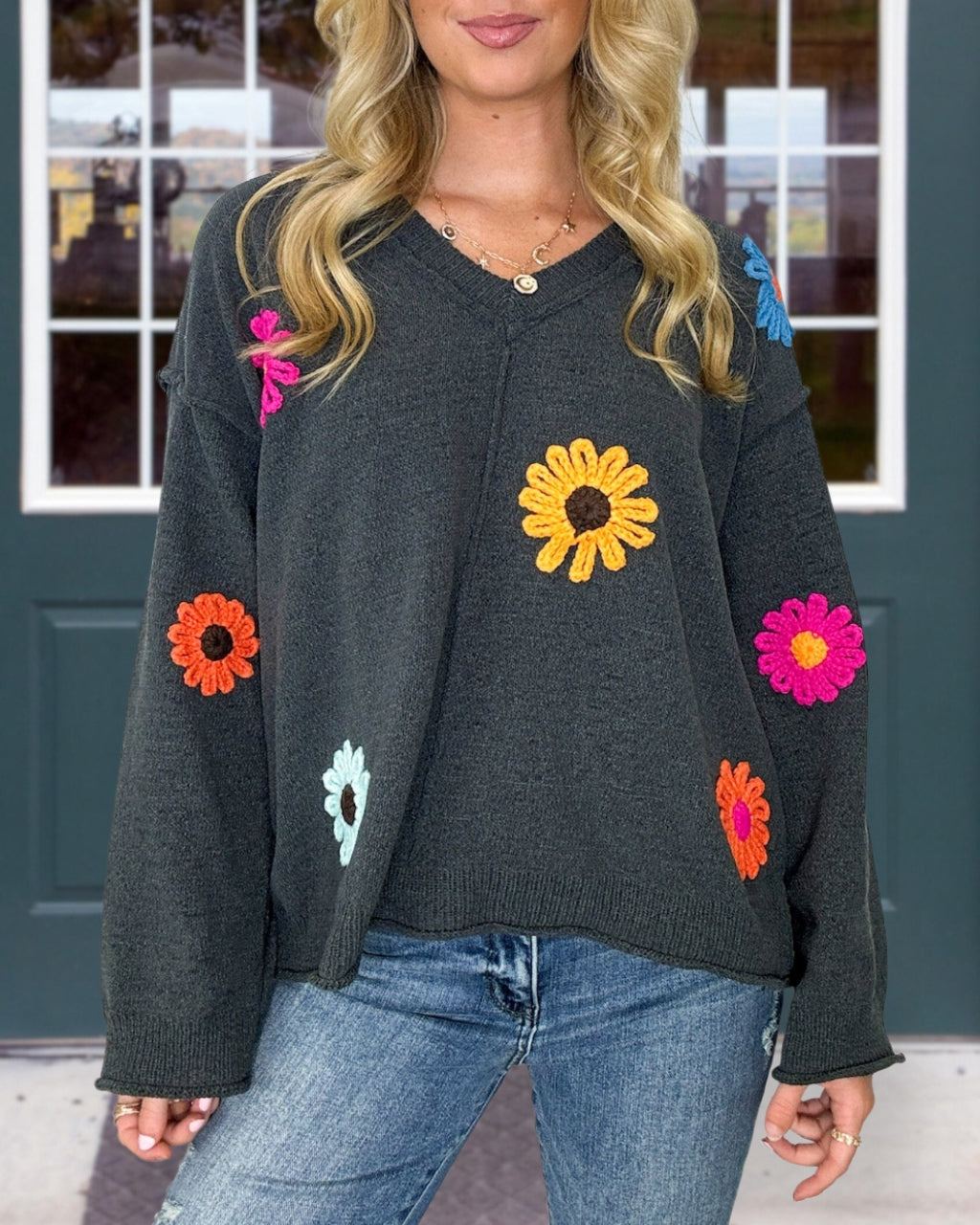 Flower Embroidery Knit Top