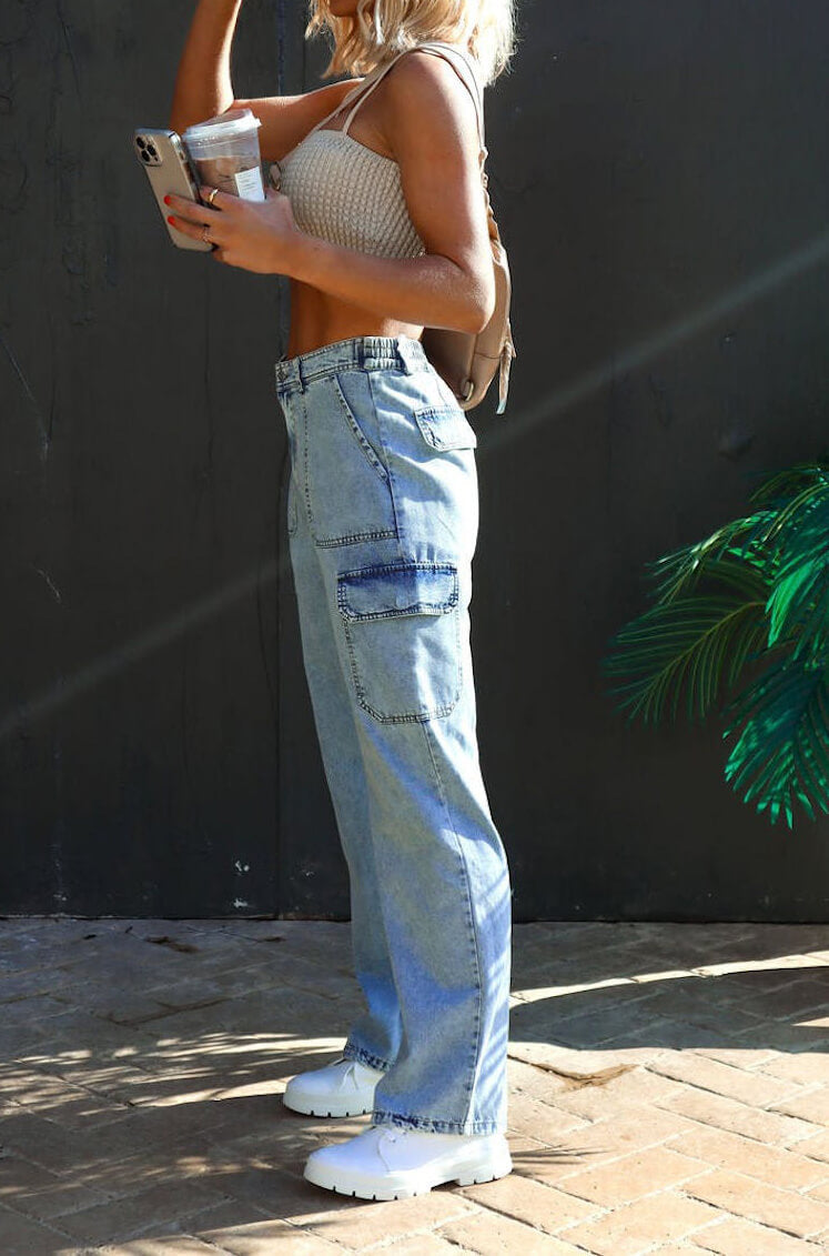 HIGH WAISTED WIDE LEG CARGO JEANS