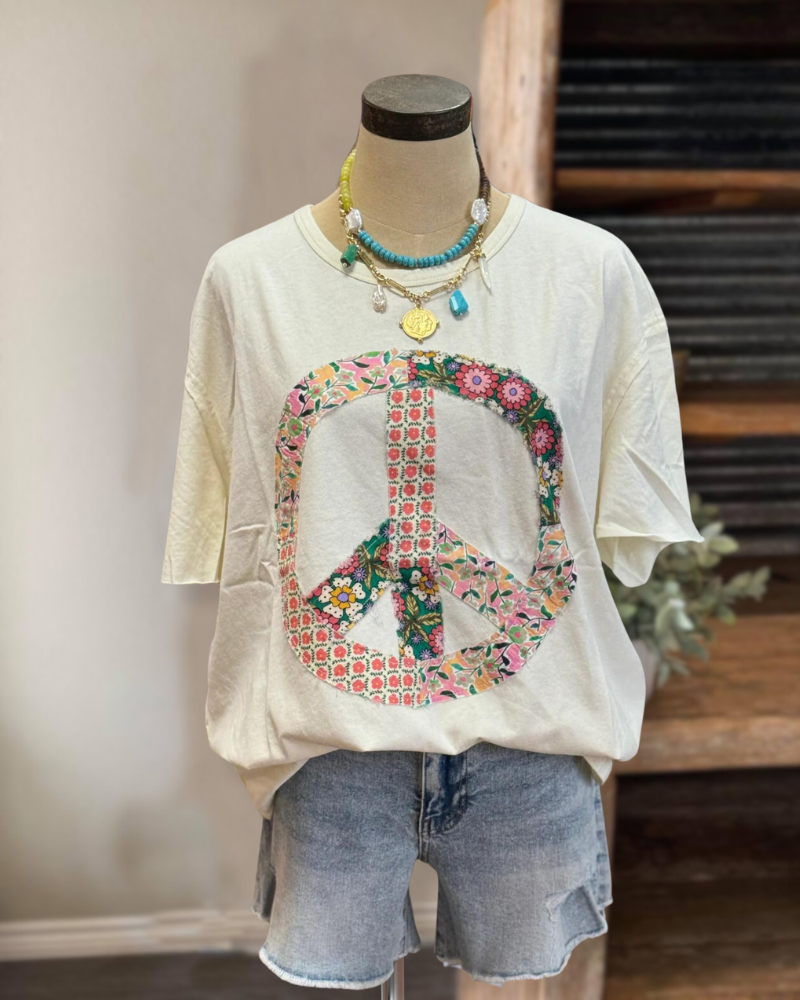 Wreath Peace Tee