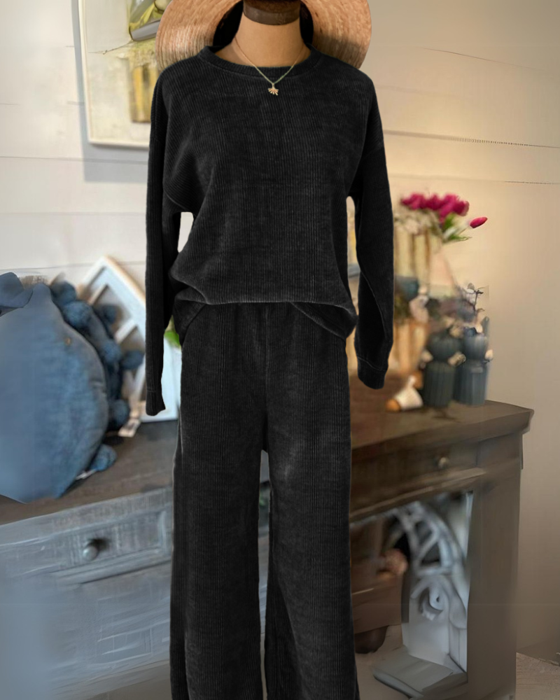 Chenille Long Sleeve Travel Set